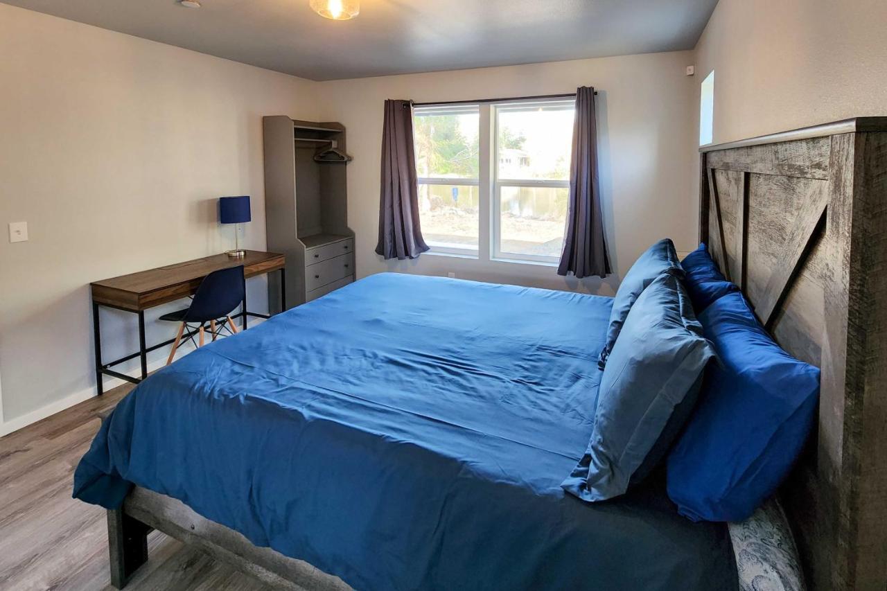 Canal Cottage Retreat With Dock And Waterfront Views Ocean Shores Buitenkant foto